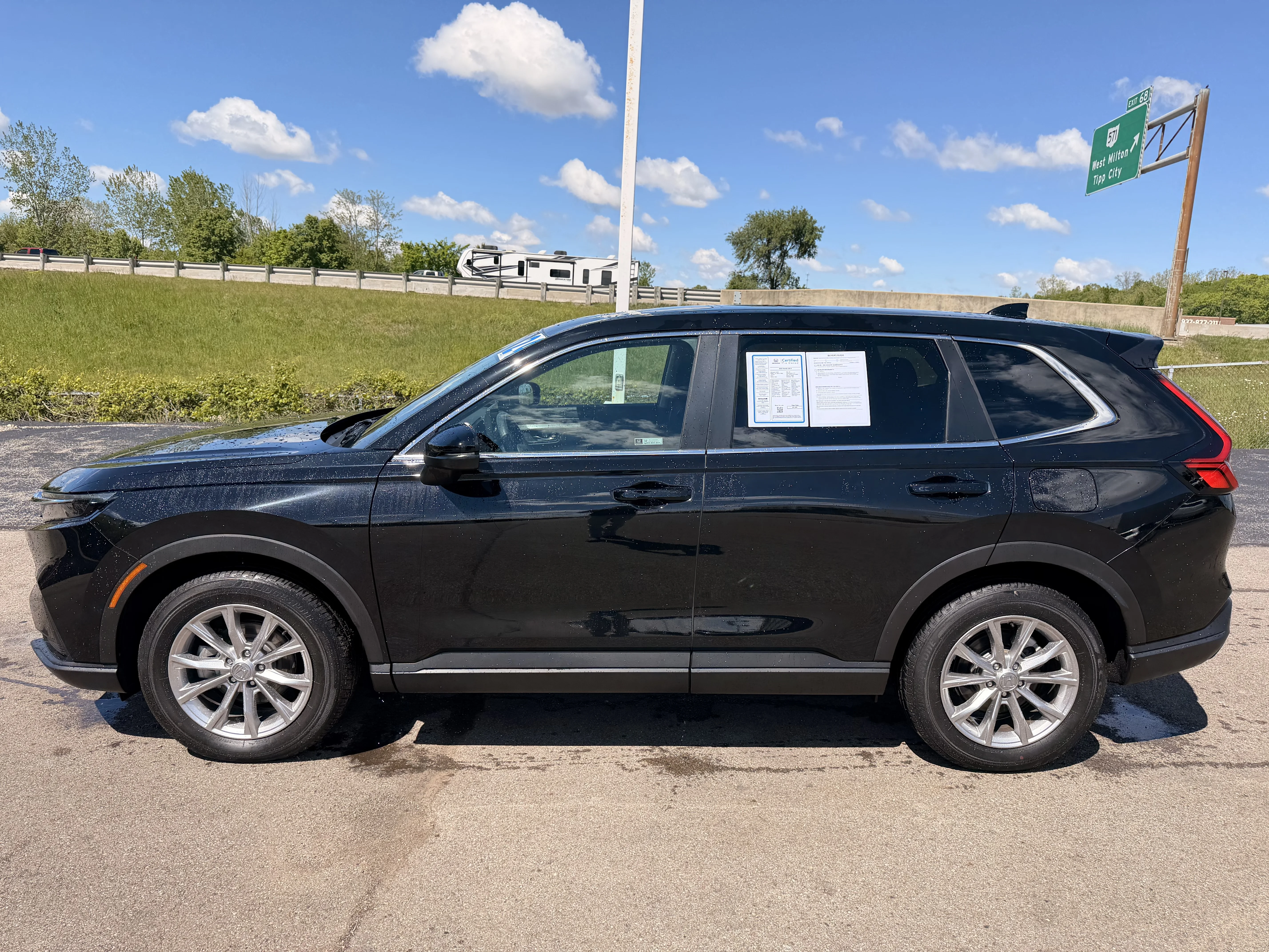 Certified Used 2024 BLACK Honda EX image 6