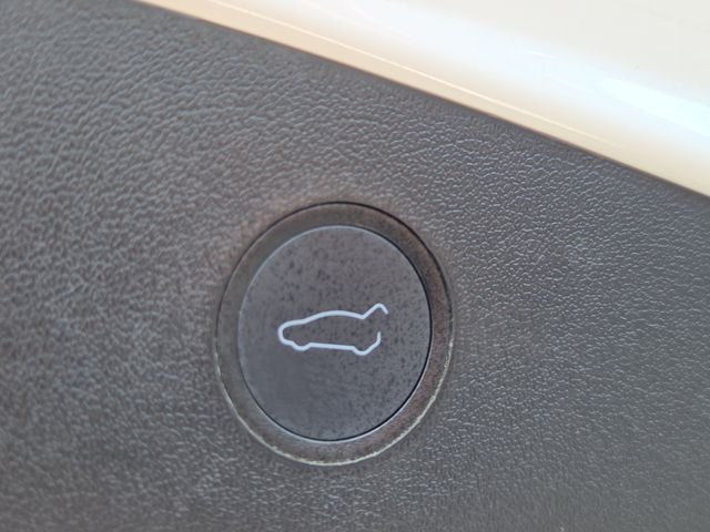 Used 2022 Pearl White Multi-Coat Tesla Long Range image 14