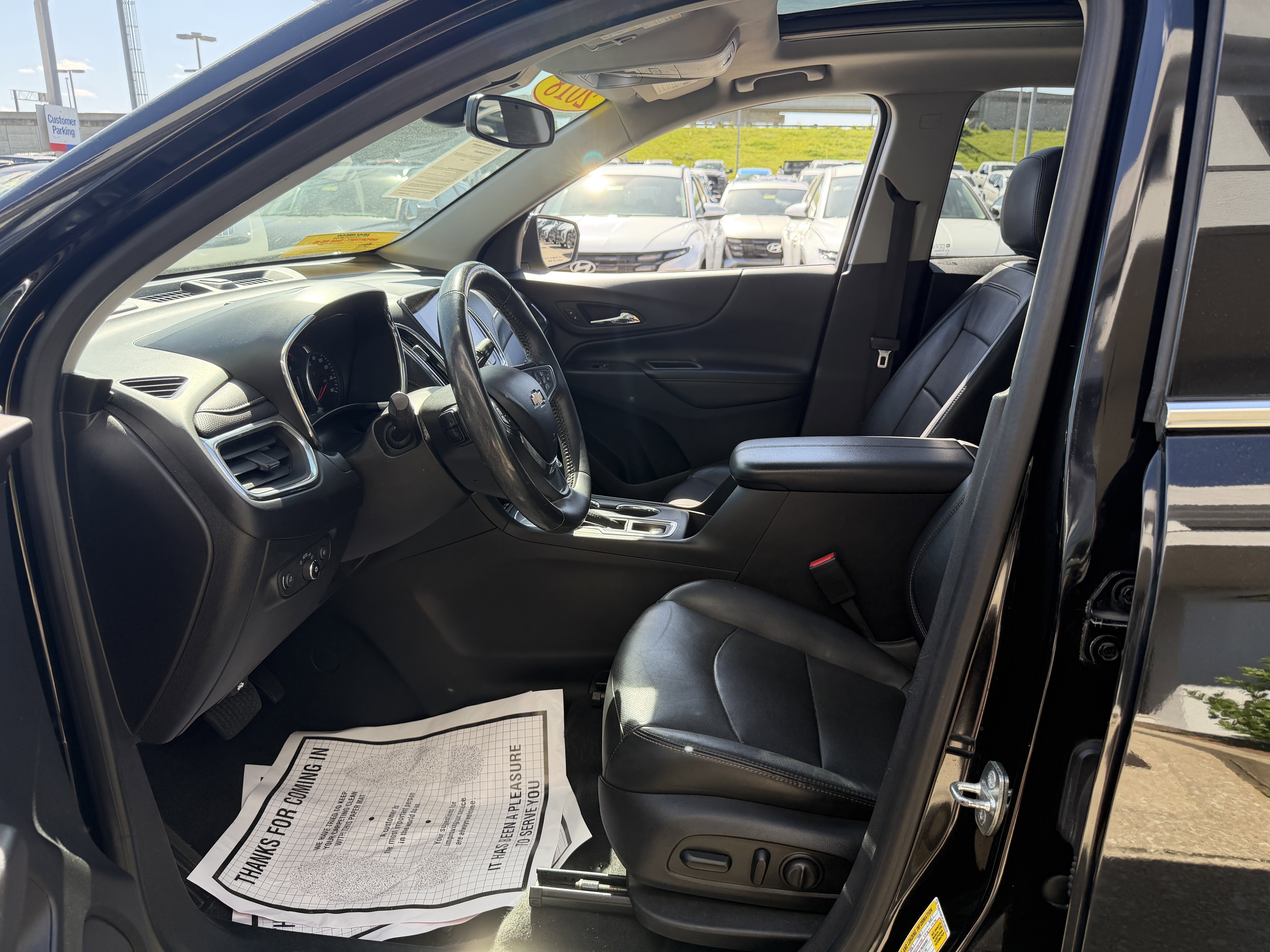 Used 2018 Mosaic Black Metallic Chevrolet Premier image 31
