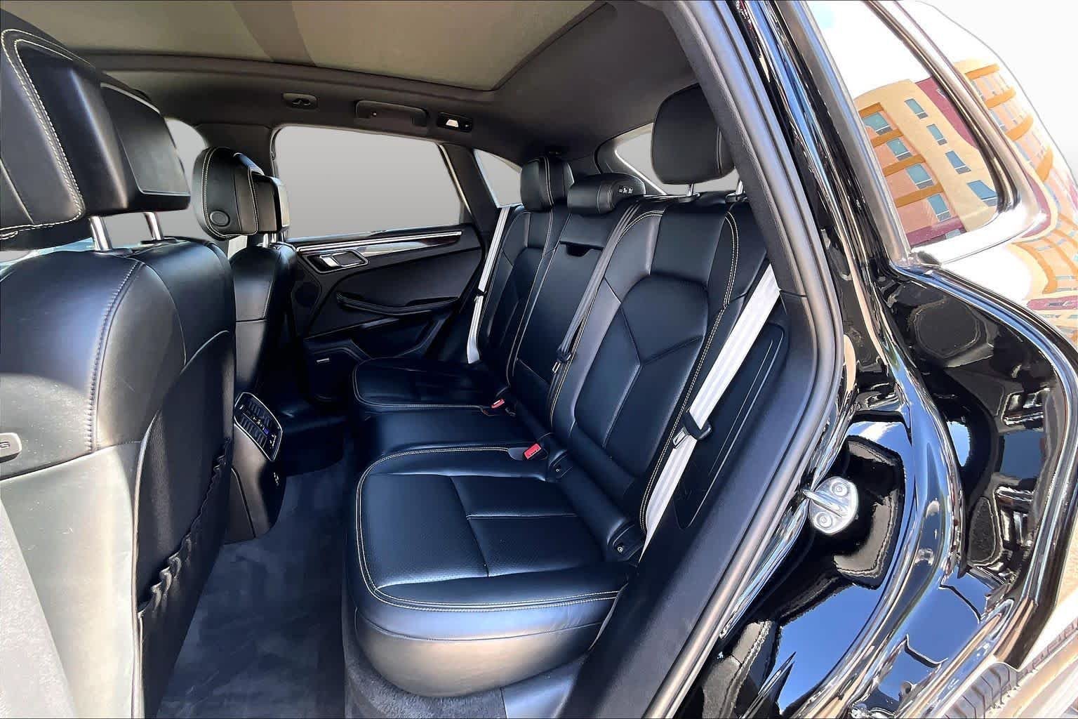 Used 2022 Black Porsche  image 20