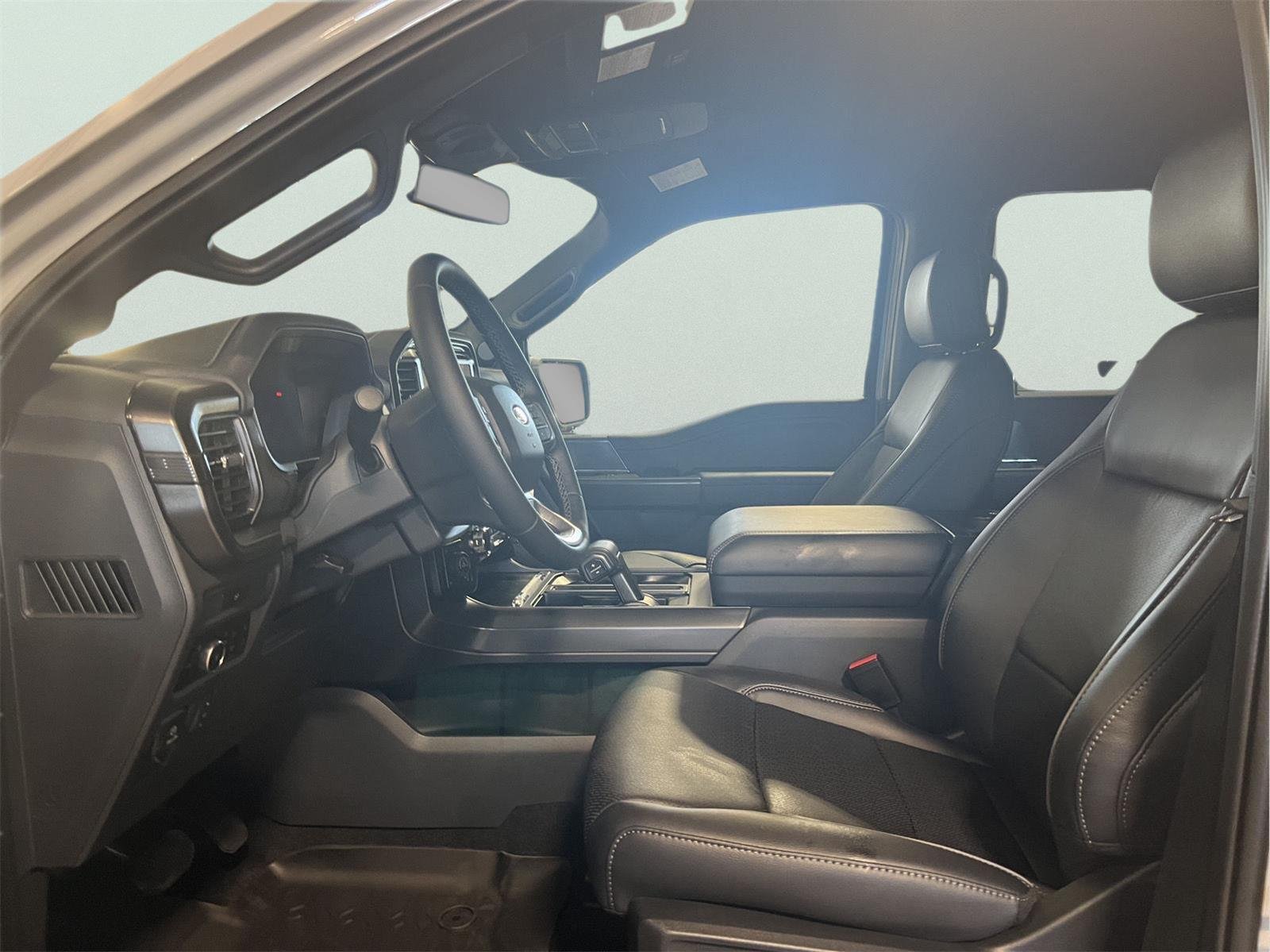 Used 2026 Avalanche Ford Lariat® image 9