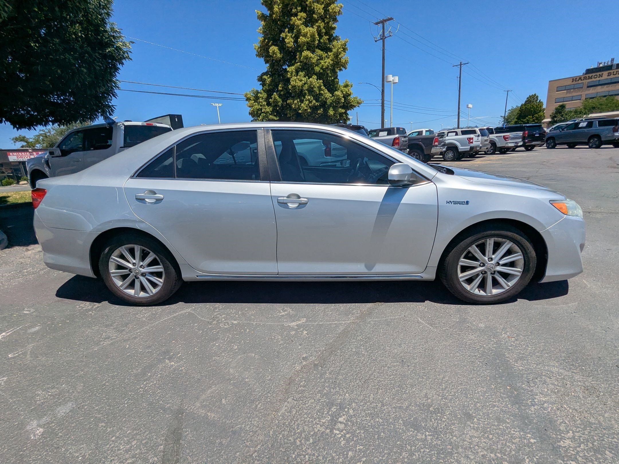 Used 2013 Toyota Camry XLE Hybrid with VIN 4T1BD1FK1DU072590 for sale in West Valley City, UT