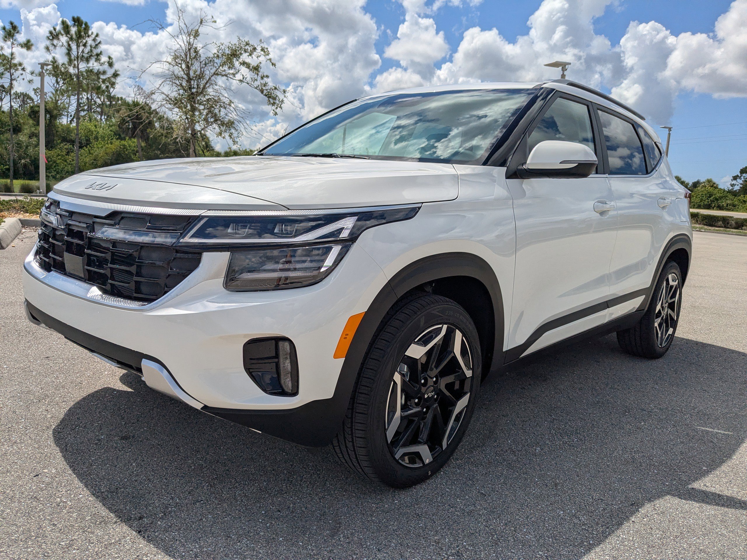 2026 Kia Seltos SX - Photo 9