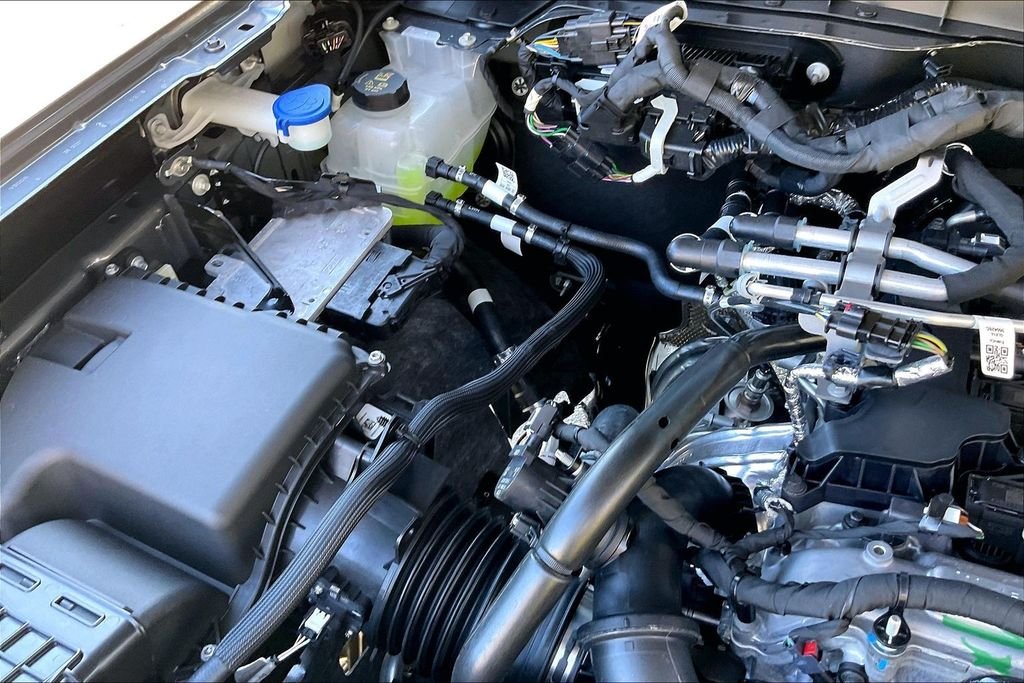 New 2025 Ford Bronco Base 4D Sport Utility