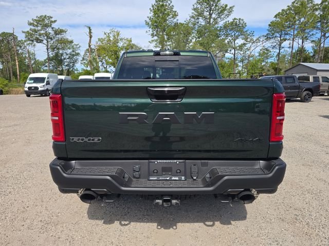 New 2026 Serrano-Green Metallic Exterior Paint RAM RHO image 5
