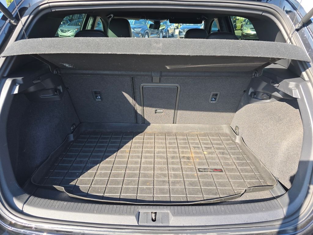 Used 2018  Volkswagen DCC & Navigation 4Motion image 20