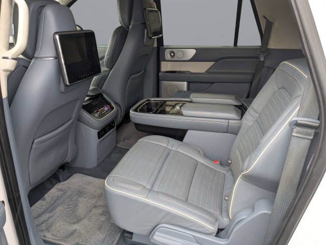 Used 2019 White Lincoln Black Label image 14