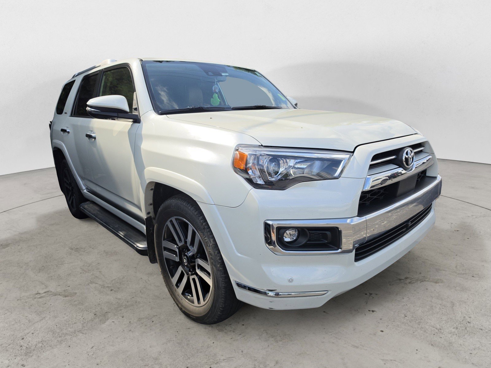 Used 2022 Blizzard Pearl Toyota Limited image 2