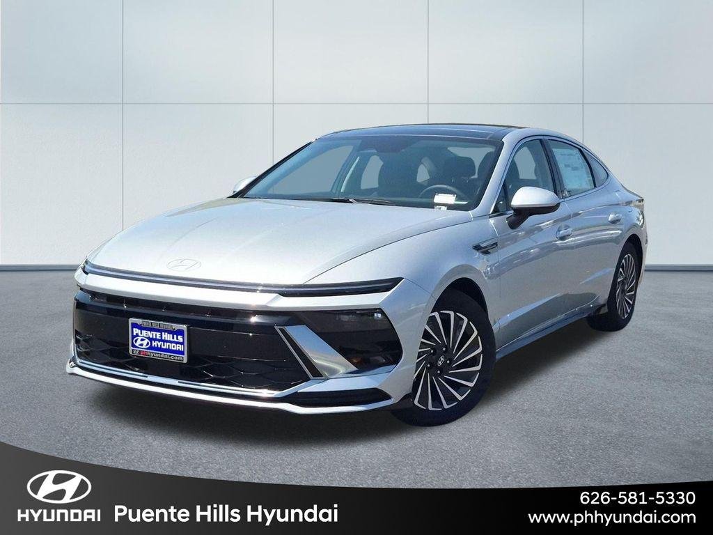 New 2026 Silver Hyundai SEL image 1