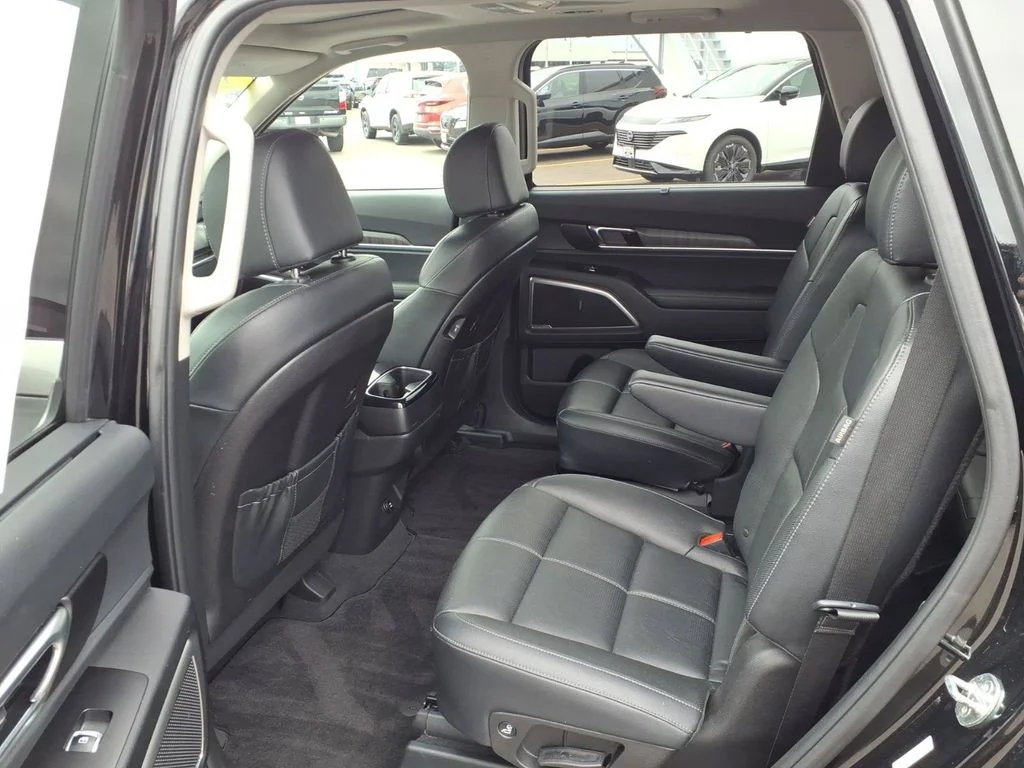 Used 2024 Black Kia EX image 13