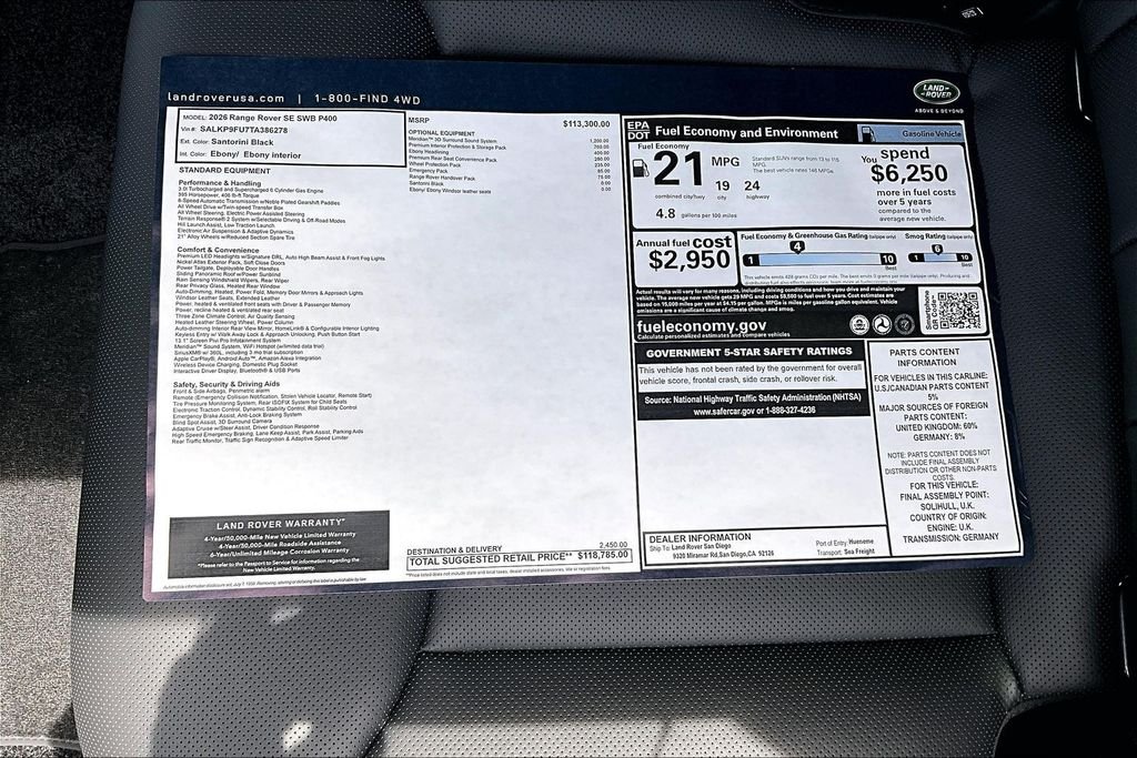 New 2026 SANTORINI BLACK Land Rover SE image 14