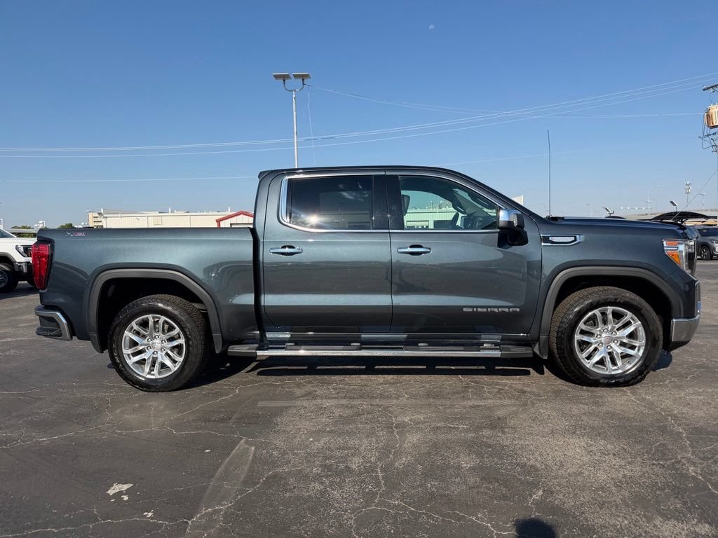 Used 2021 DARK SKY METALLIC GMC SLT image 4