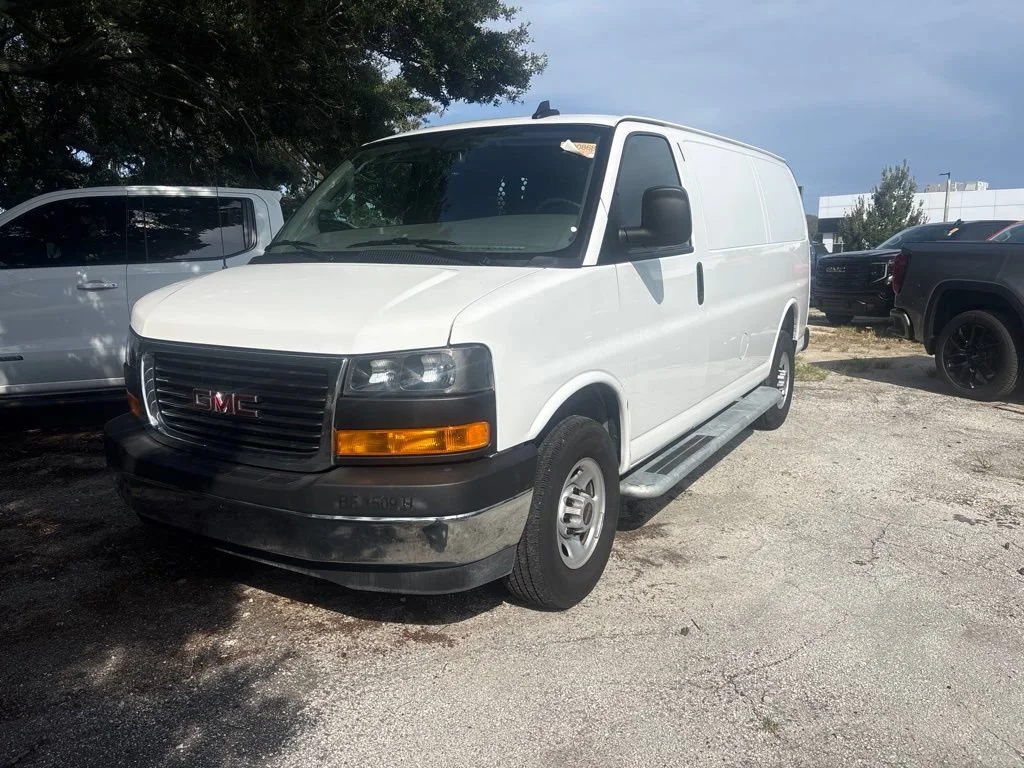 2025 GMC Savana 2500's photo