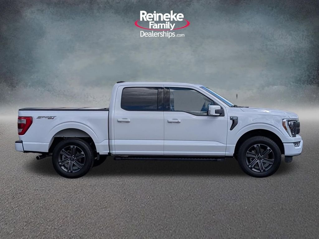 Used 2023  Ford Lariat image 4