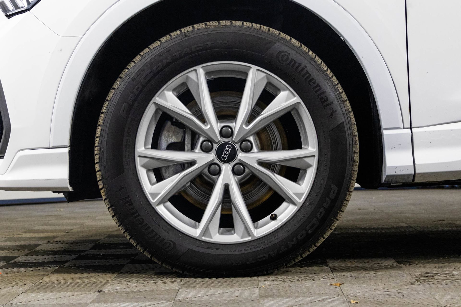 2023 AUDI Q3 - Image 42