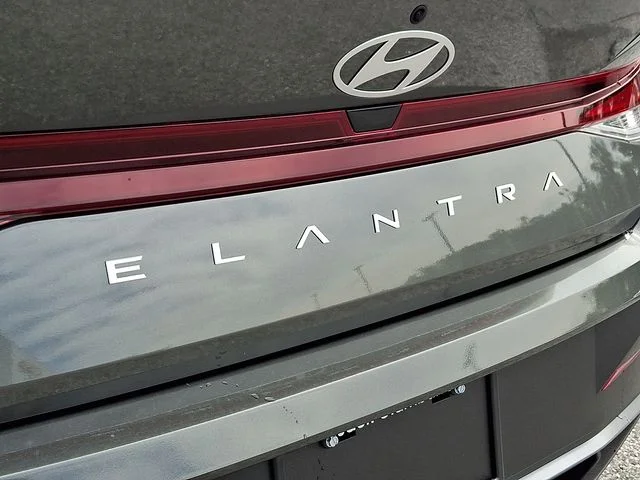 New 2026 Gray Hyundai SE image 17
