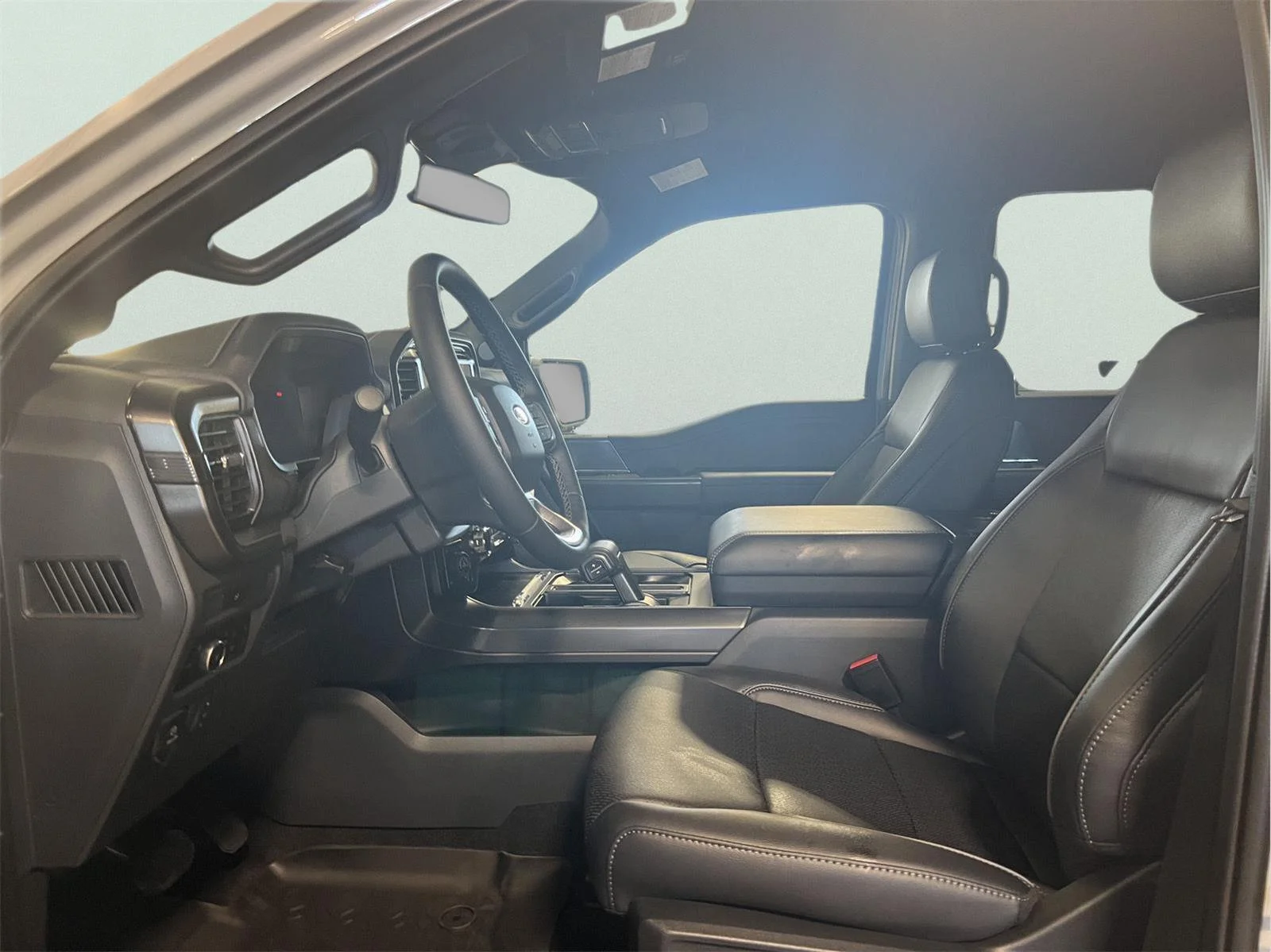 Used 2026 Avalanche Ford LARIAT image 9