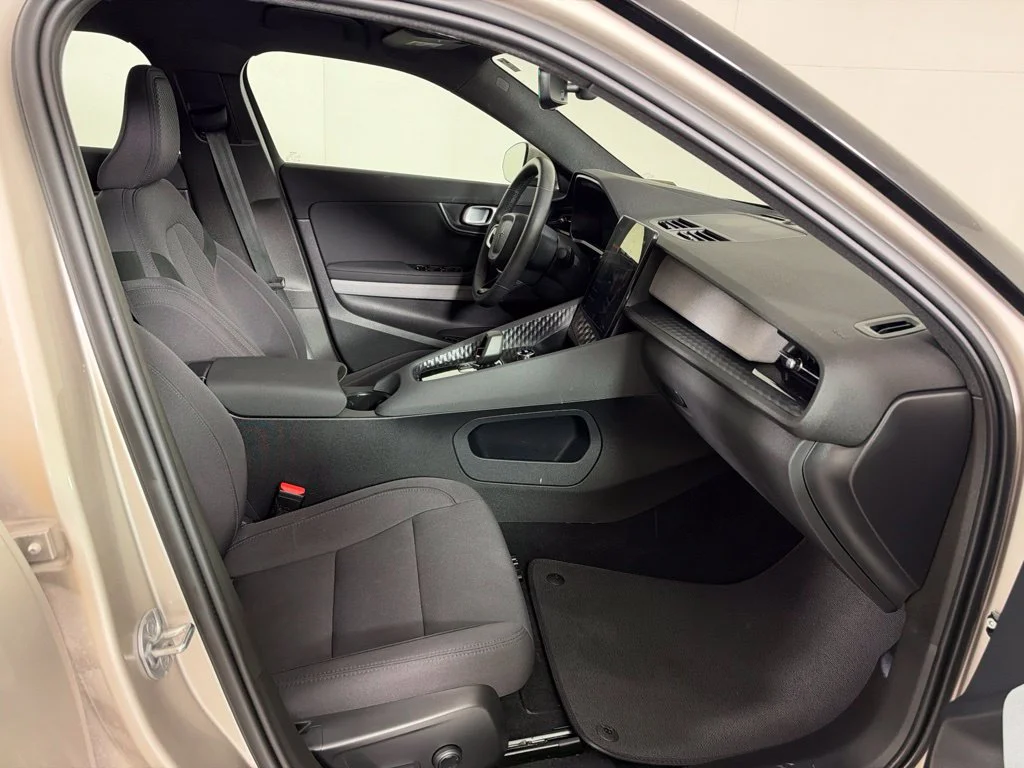 Used 2024 Gray Polestar Long Range Dual Motor image 16