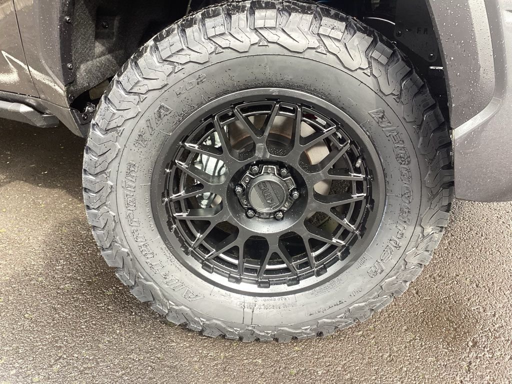 2025 Toyota Tundra SR5 - Photo 6