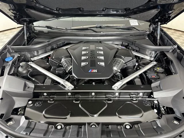 New 2027 Black BMW M60i image 33