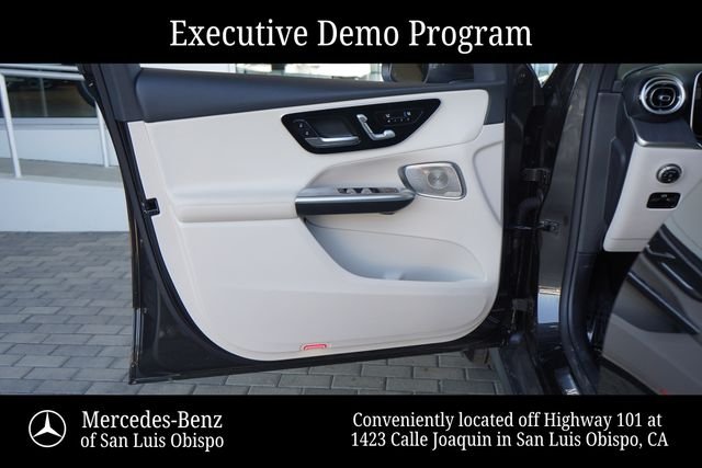 Used 2026  Mercedes-Benz GLC 300 image 13