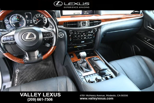Used 2018 White Lexus 570 image 10