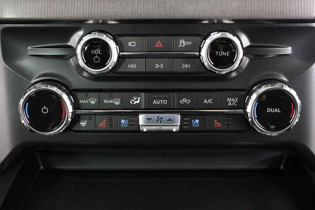 New 2026 White Ford Platinum image 29