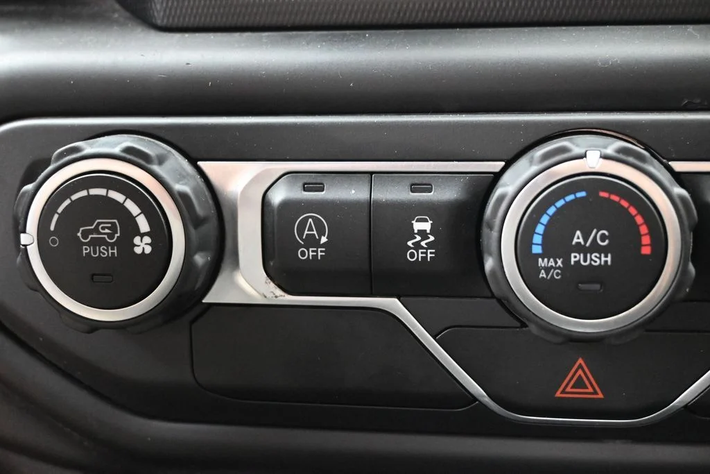 2021 Jeep Gladiator Sport - Photo 24