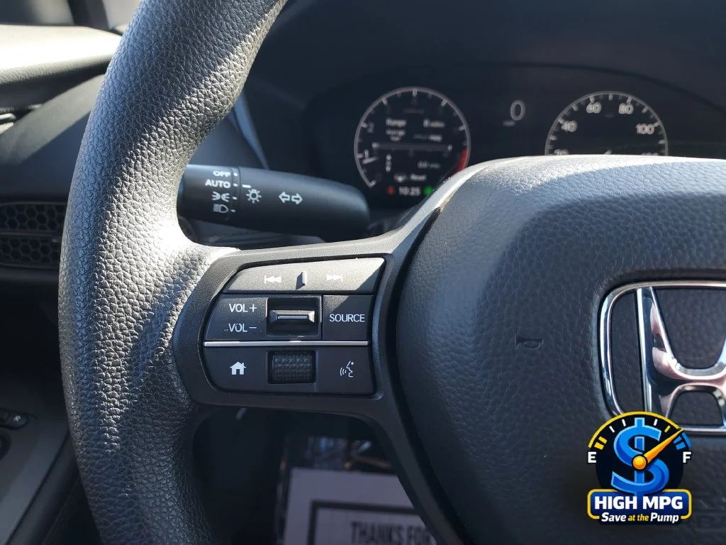 Used 2025 Black Honda LX image 18