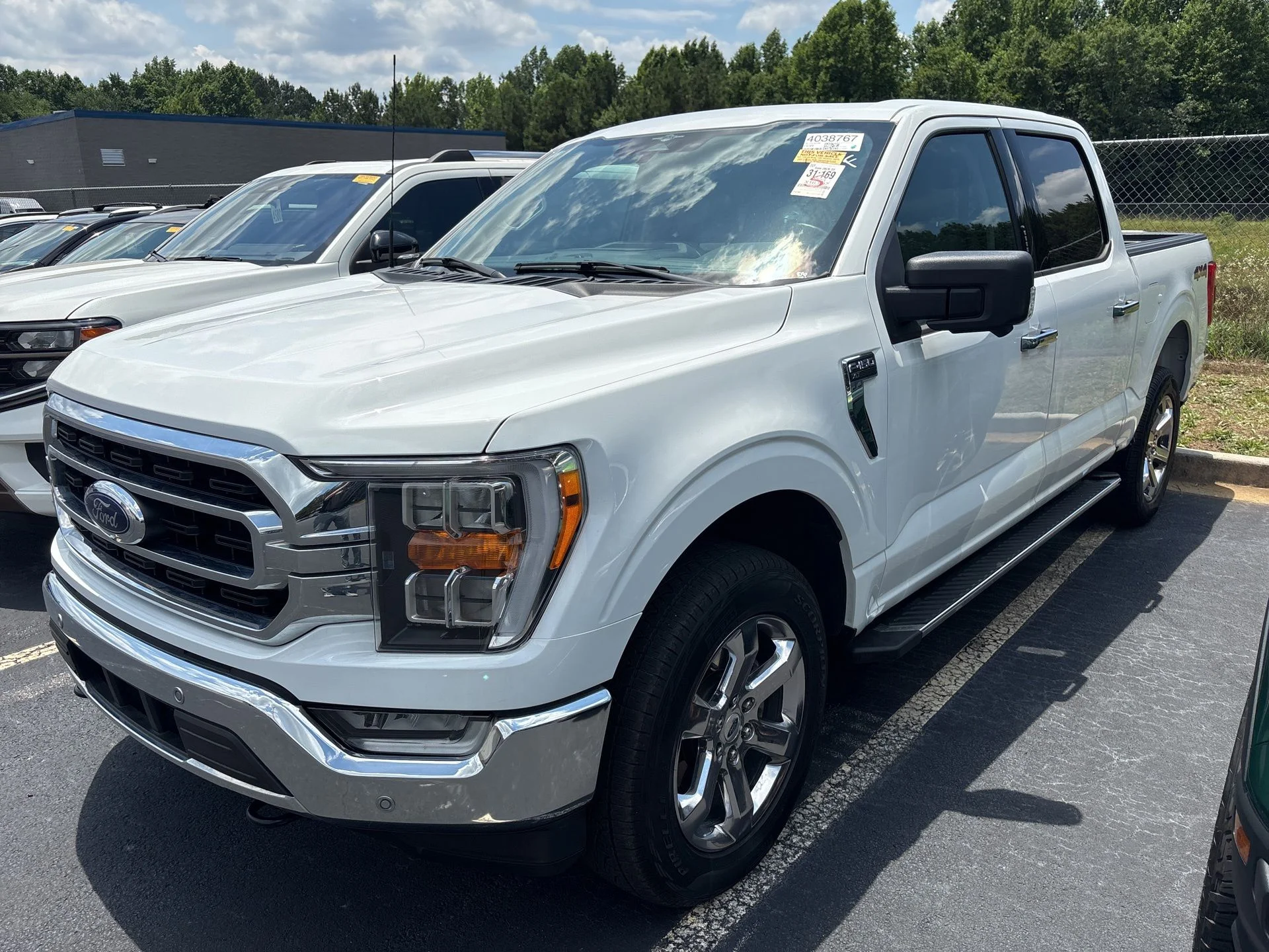 Certified Used 2023 Oxford White Ford XLT image 1