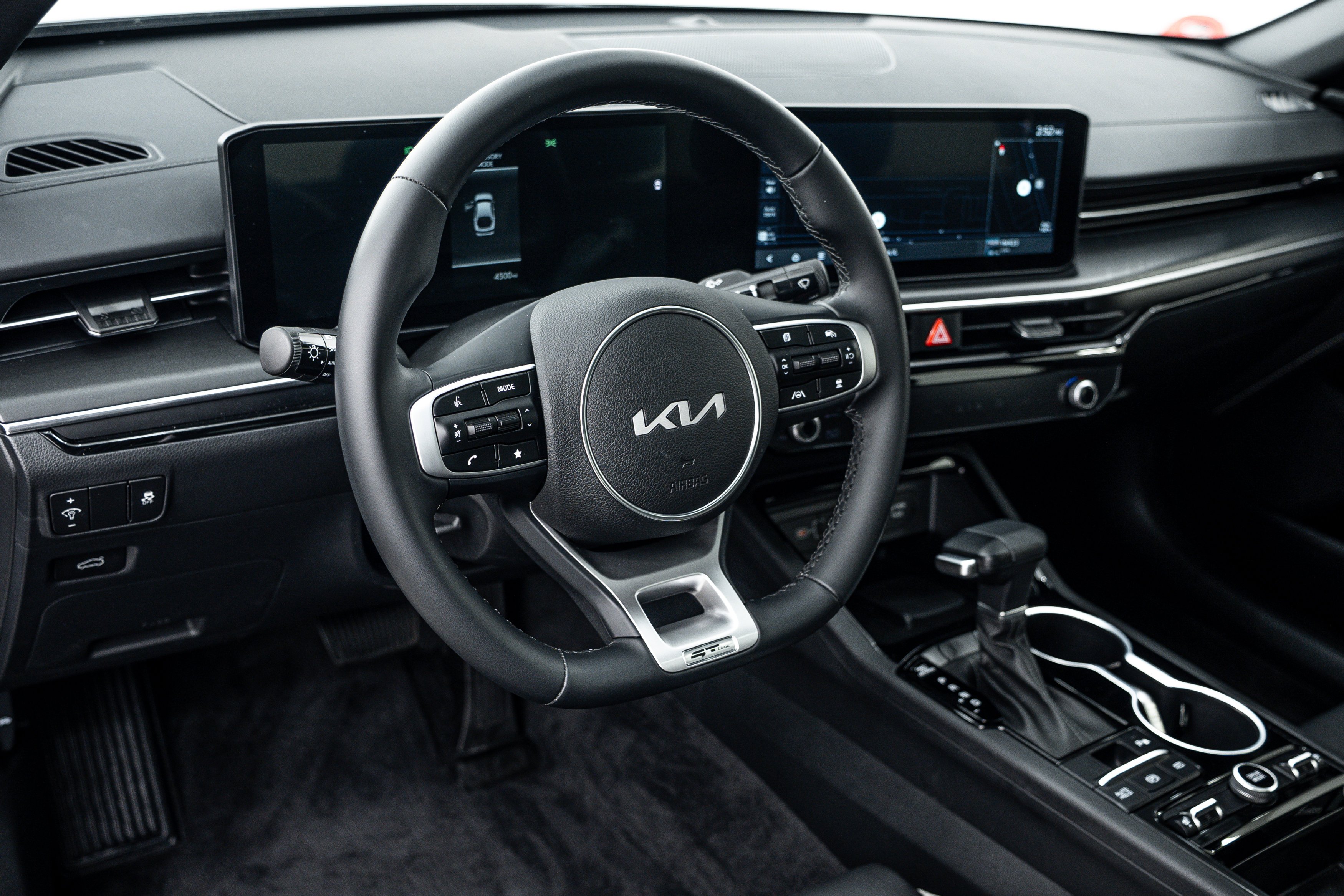 Used 2026 Steel Matte Gray Kia GT-Line image 10