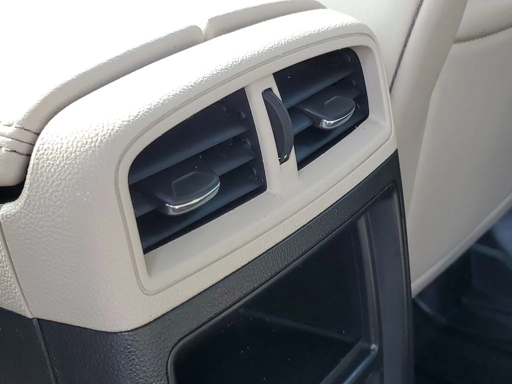 Used 2018 Purple Buick Preferred image 31