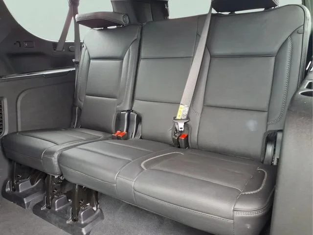 Used 2025 Sterling Metallic GMC Denali image 22