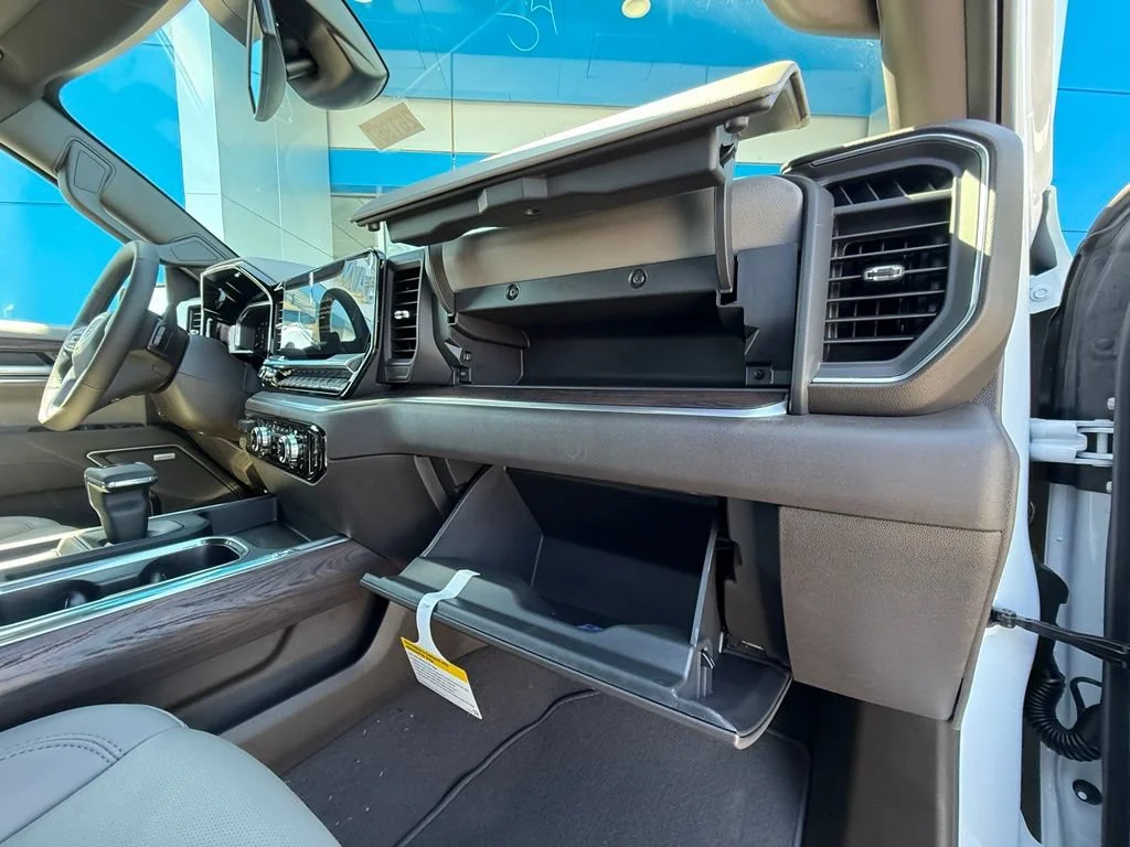 New 2026 Summit White GMC SLT image 17