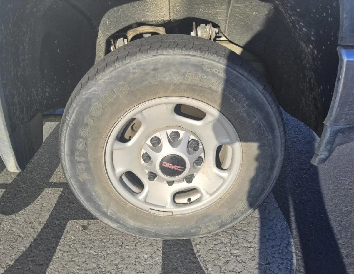 Used 2020 SUMMIT WHITE Chevrolet Work Truck image 19