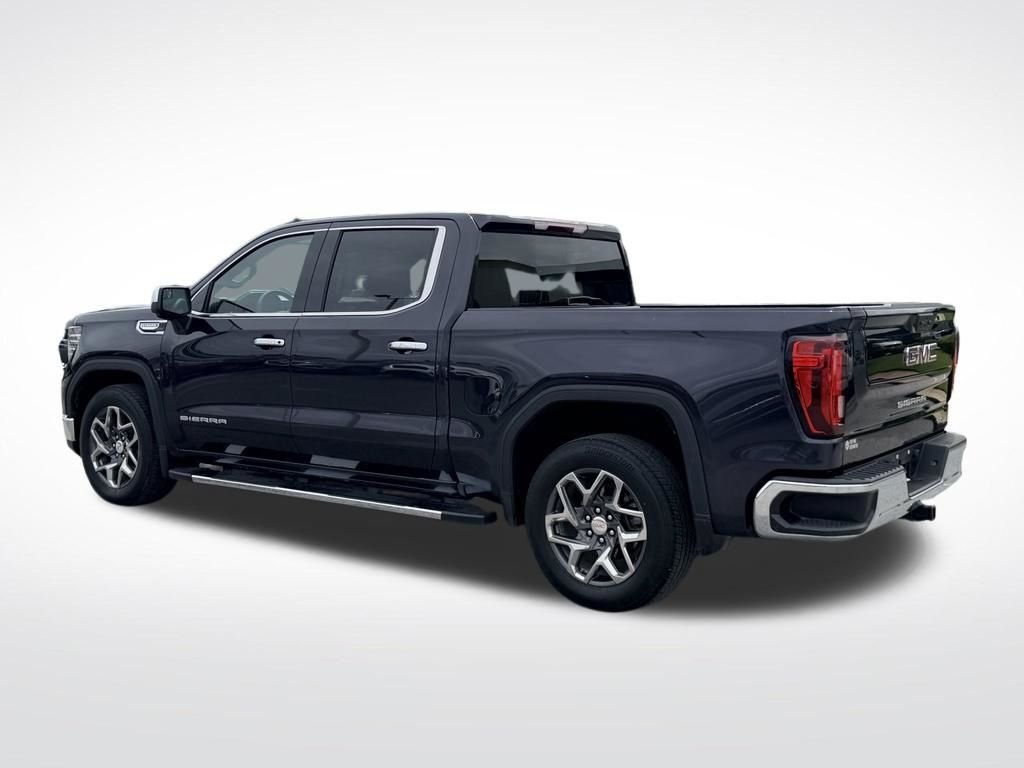 Used 2025 Silver GMC SLT image 4