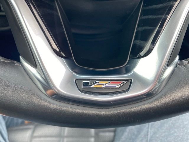 Used 2024 Black Diamond Tri-Coat Cadillac V-Series image 23