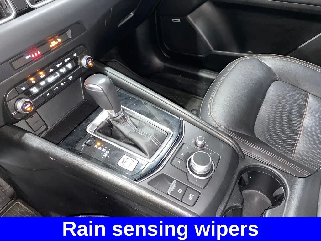 Used 2021 Blue Mazda Touring image 22