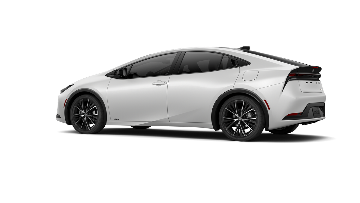 New 2027 Wind Chill Pearl Toyota Limited AWD image 5