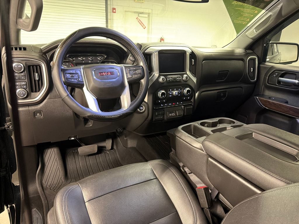 Used 2021 Black GMC SLT image 29