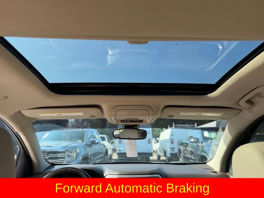 Used 2019 White GMC Denali image 23