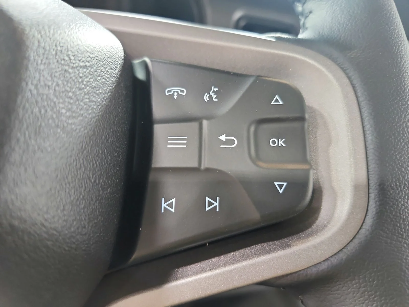 New 2026 Marsh Gray Ford Badlands® image 22