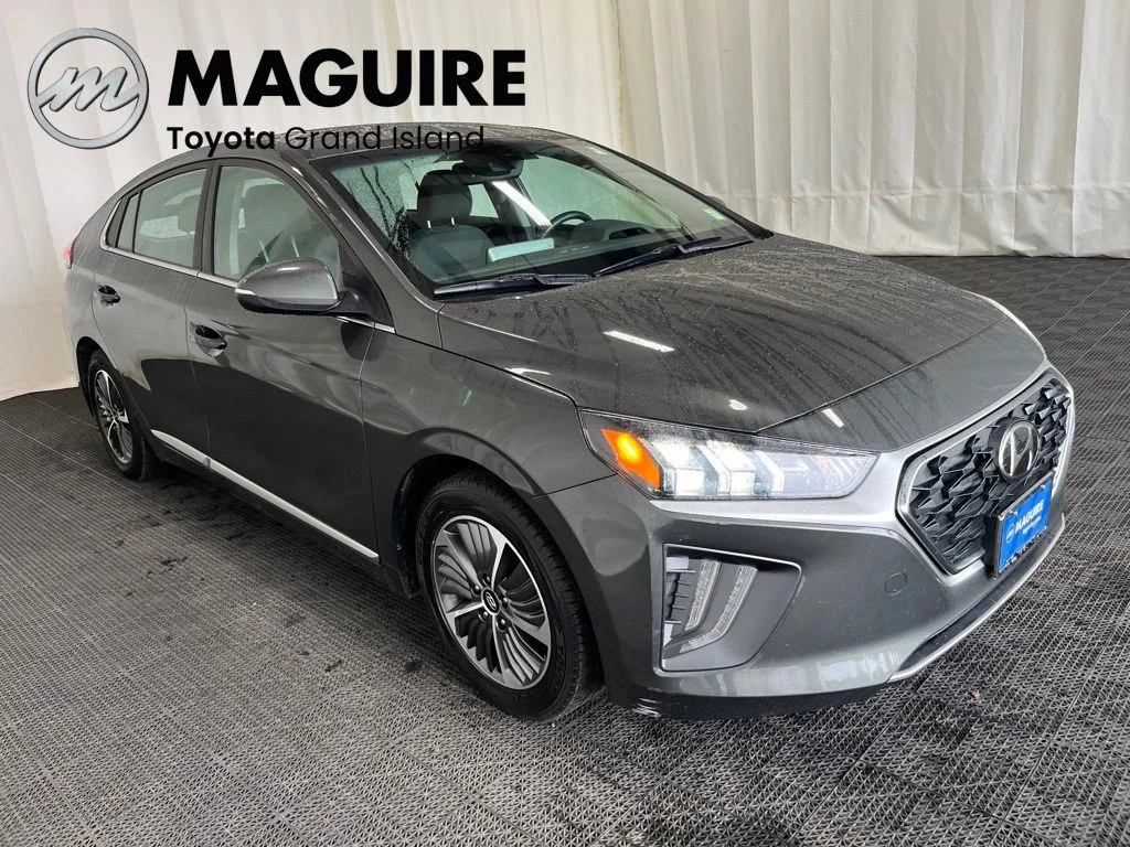 Used 2022 Gray Hyundai SEL image 31