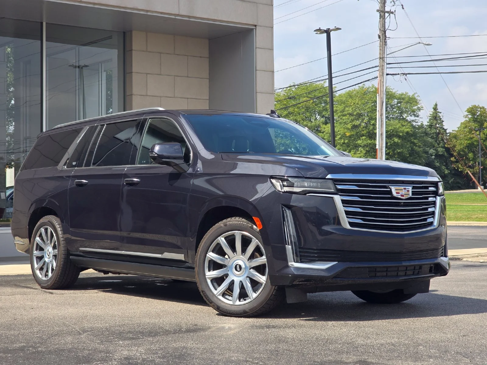2023 Cadillac Escalade ESV