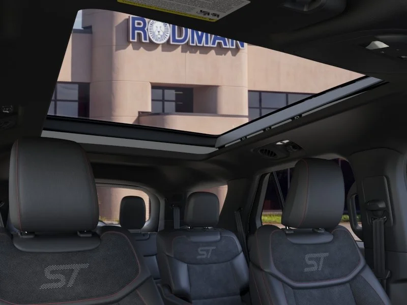 New 2026 Star White Metallic Tri-Coat Ford ST image 55