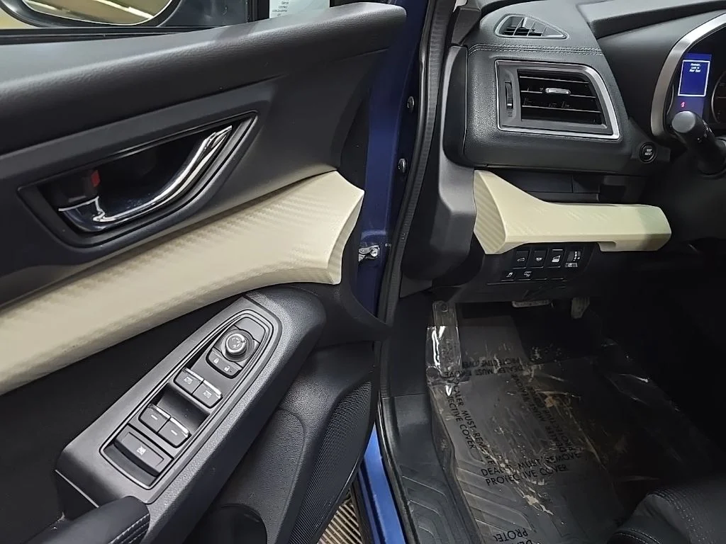 Used 2020 Blue Subaru Premium image 28