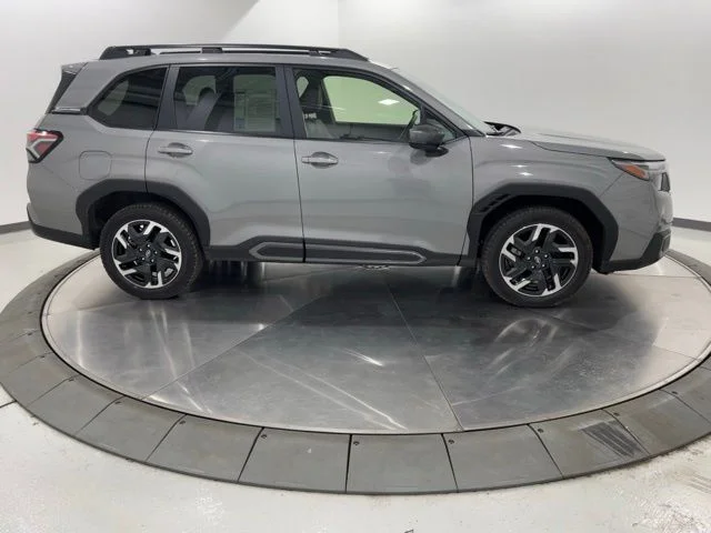 Used 2025 Beige Subaru Limited image 6