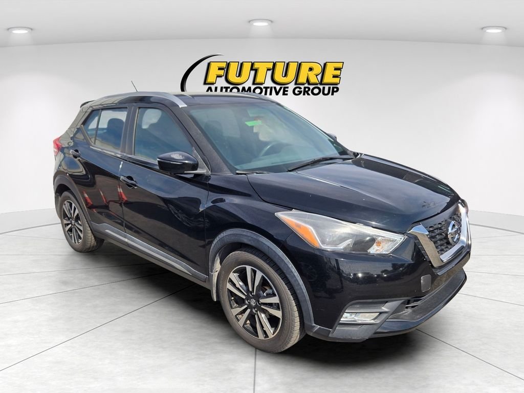 Used 2018 Black Nissan SR image 1