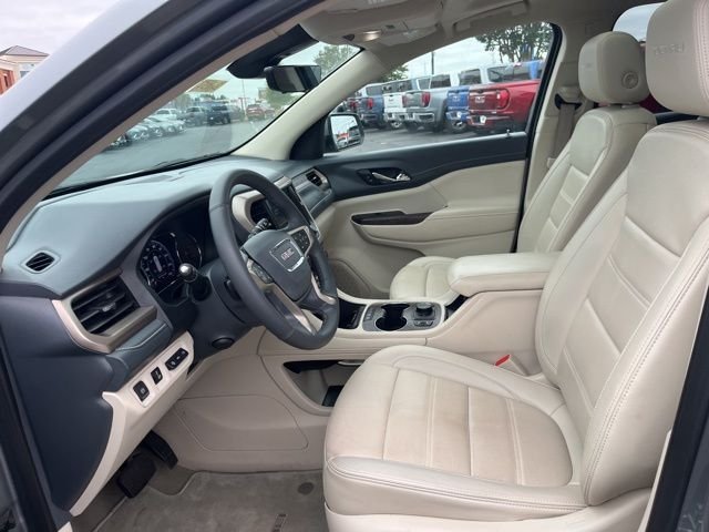 Used 2023 Silver GMC Denali image 7