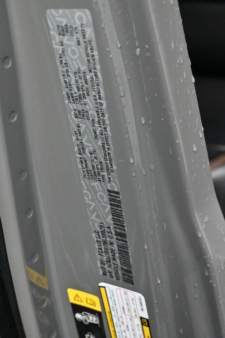 Used 2021 Sting-Gray Clearcoat Jeep Mojave image 38